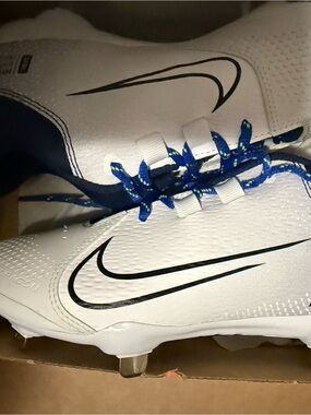 Nike womens White Softball Cleats with Blue Laces and Black Swoosh